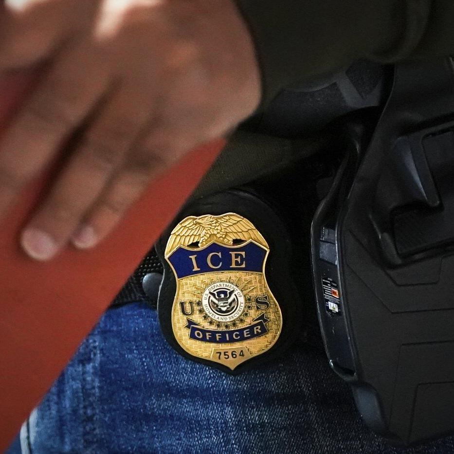 DHS asks for 20,000 ºÃÉ«tv Guard troops for immigration roundups, Pentagon reviewing request